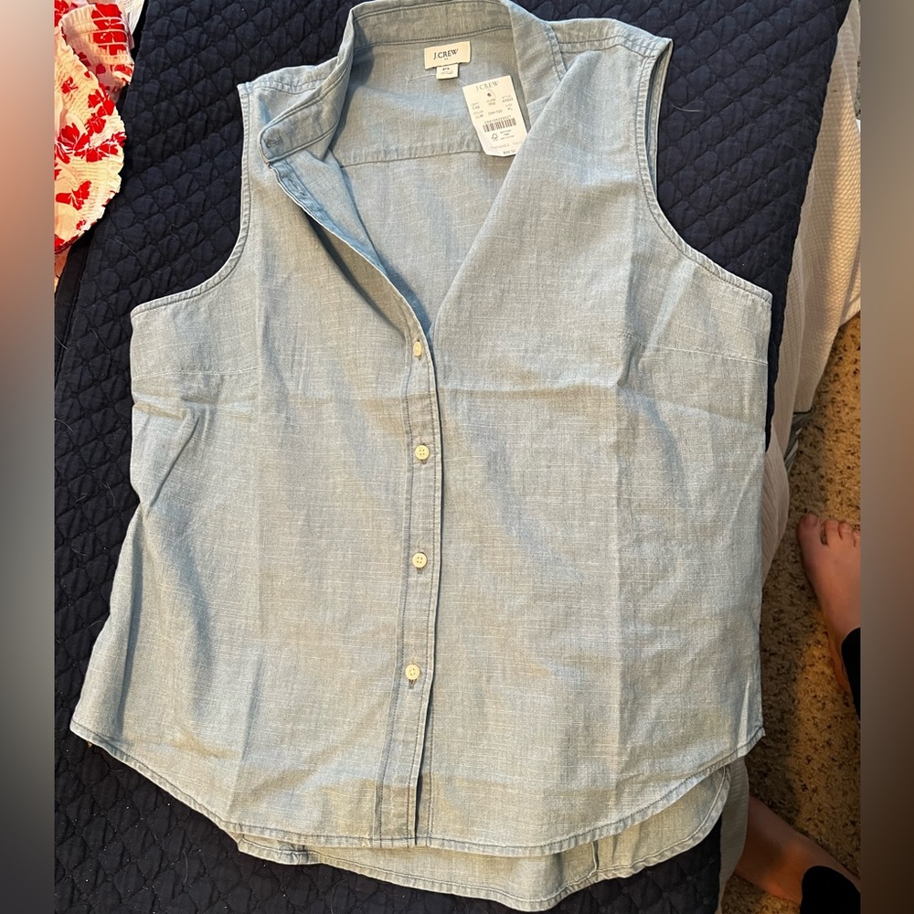 J. Crew Petite chambray button-up shirt in signature fit / PETITE LARGE